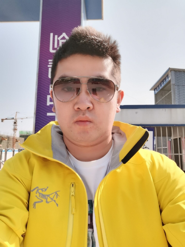 子敬的第一张照片--青岛蓝颜知己交友网