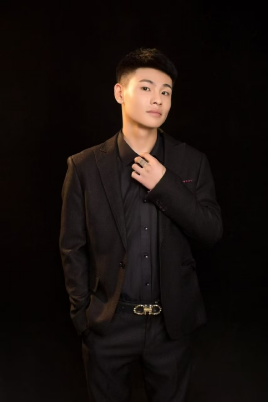 刘小船的第二张照片--青岛蓝颜知己交友网